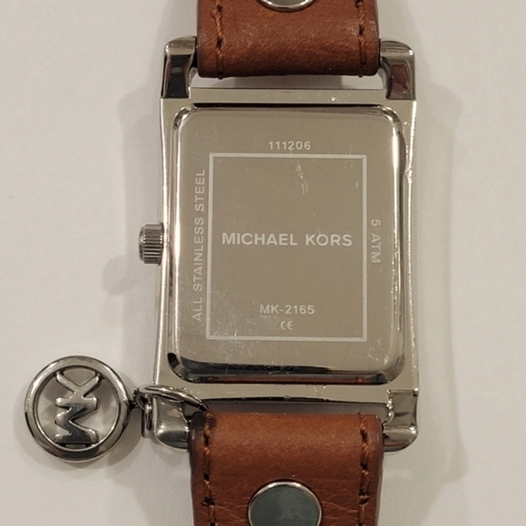 Michael Kors MK2165 Watch - Picture 4 of 4